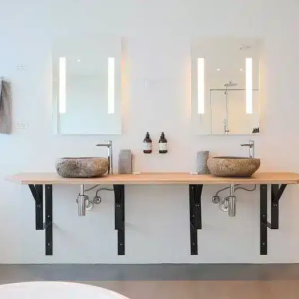 Badeværelse i værelse 104